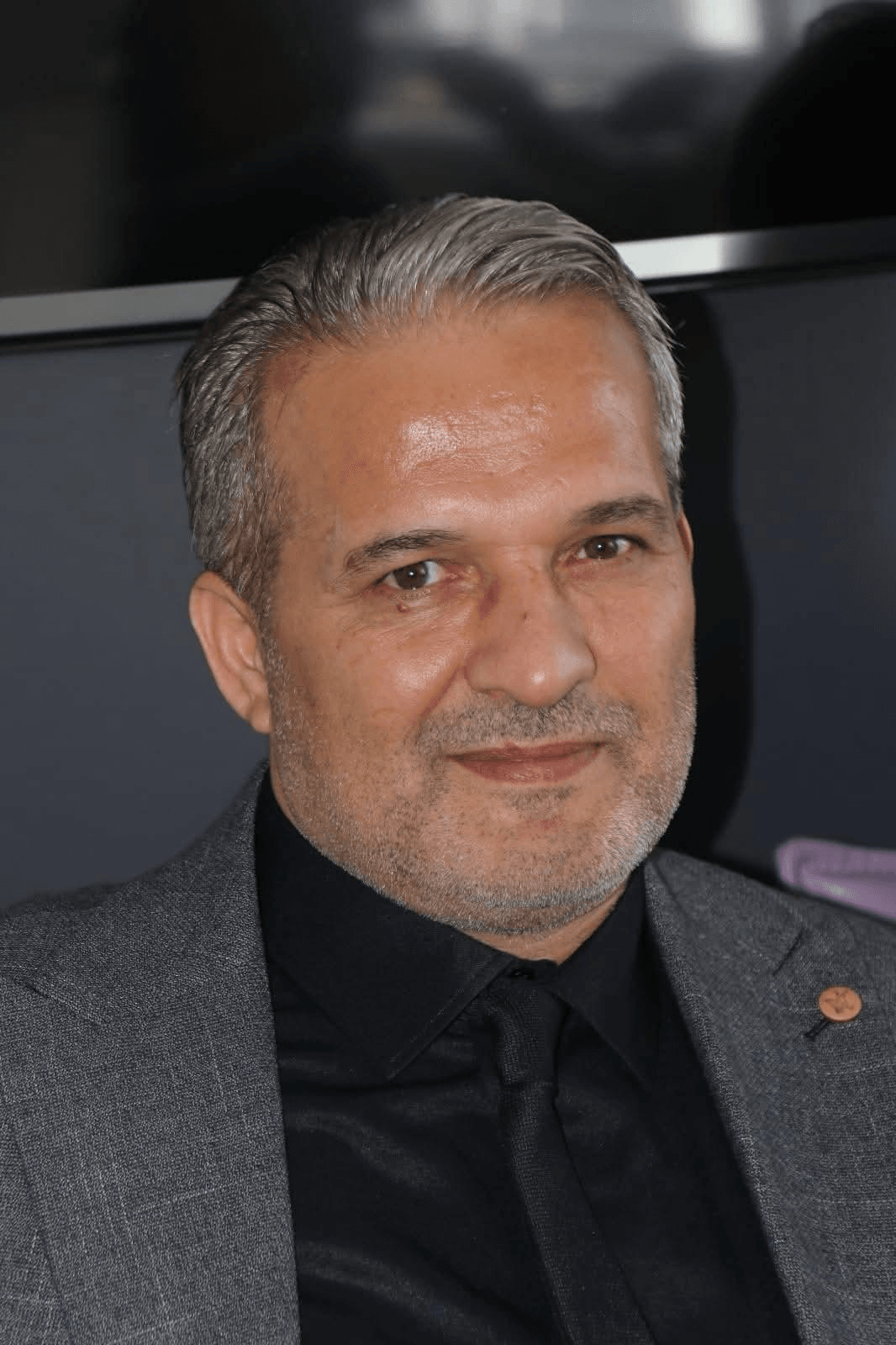 Burhan Özdamar, Vakıf Yönetim Kurulu Üyesi